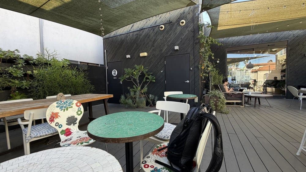 Alana's Coffee Roasters interior