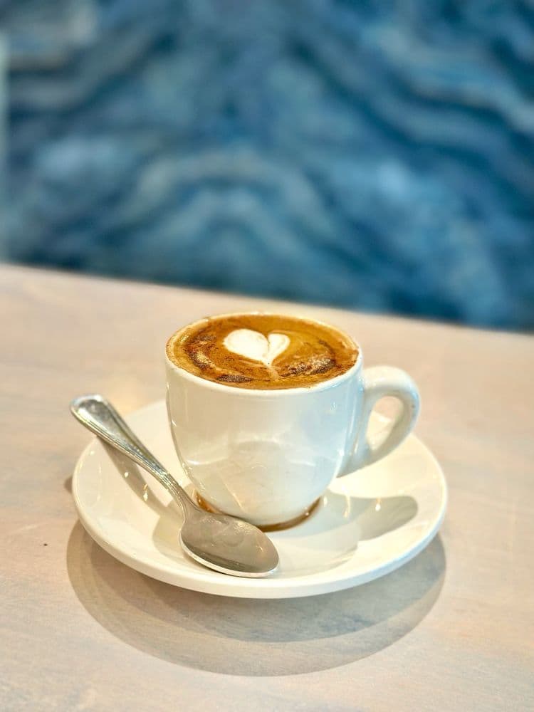 Caffe Luxxe — Brentwood