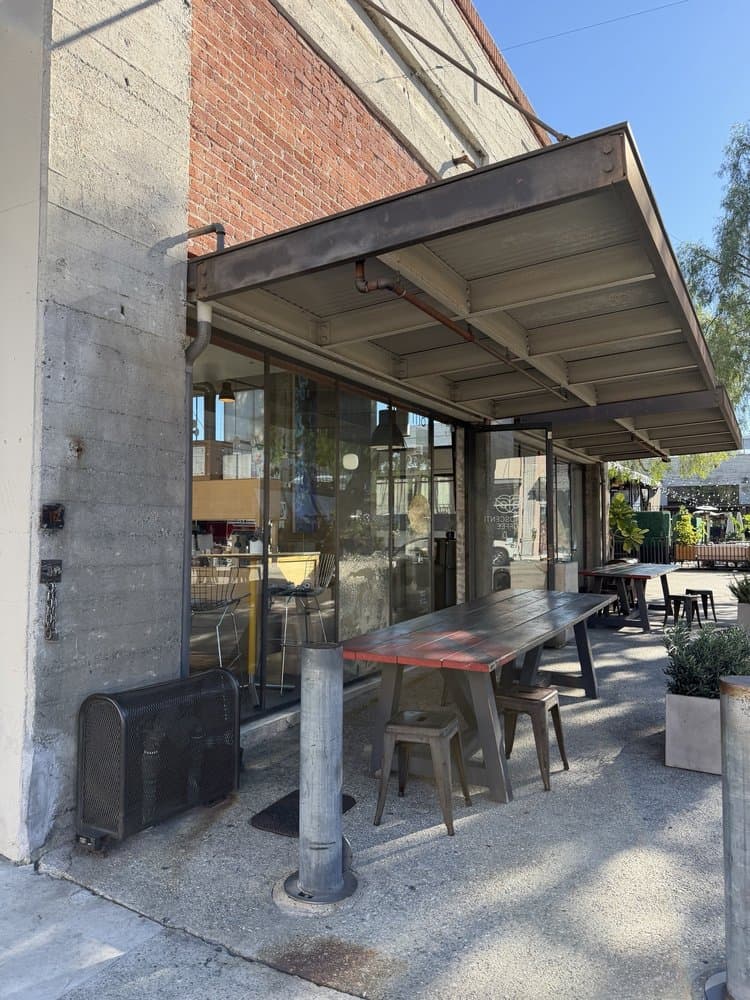 Cognoscenti Coffee Roasters interior