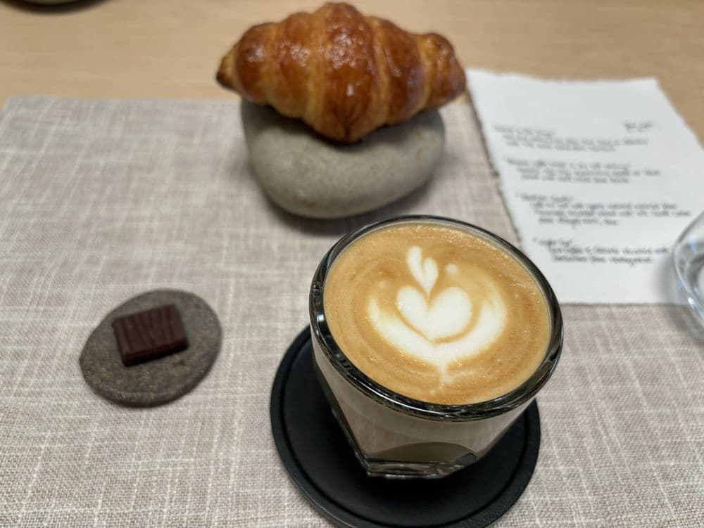 Memli Coffee Lab interior