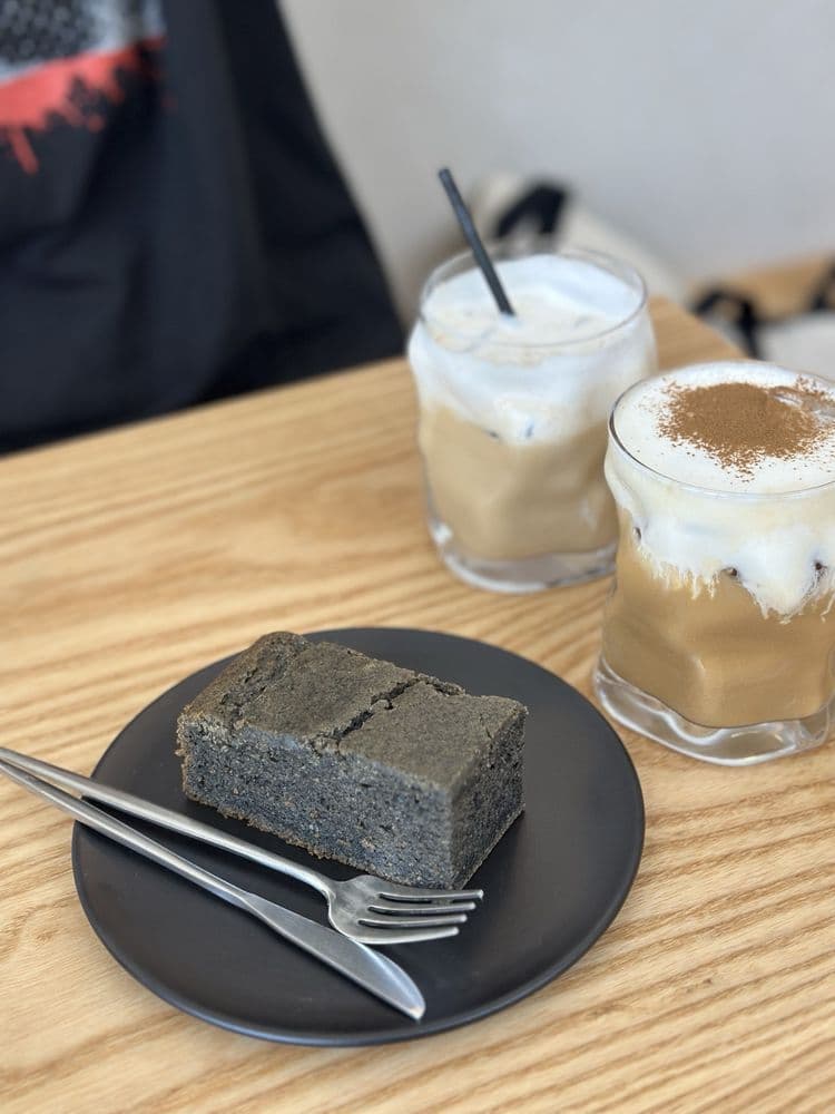 Modu Cafe interior