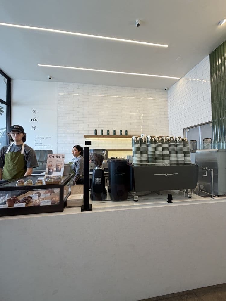 rōk Coffee and Tea interior
