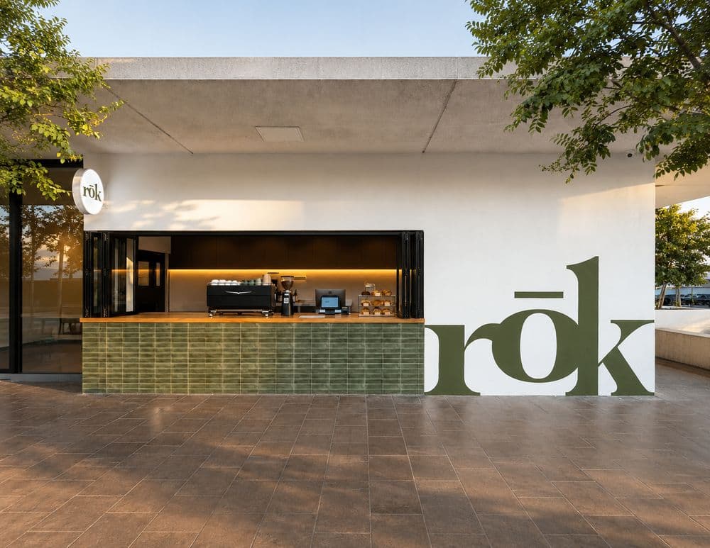 rōk Coffee and Tea interior