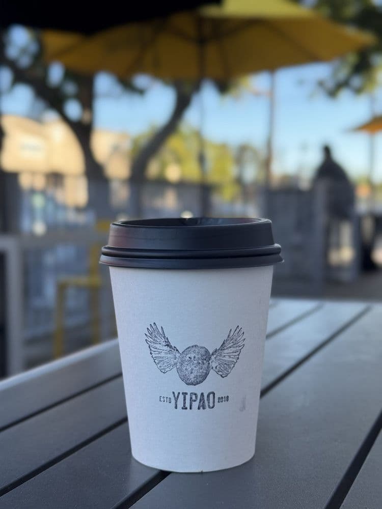 Yipao Coffee interior